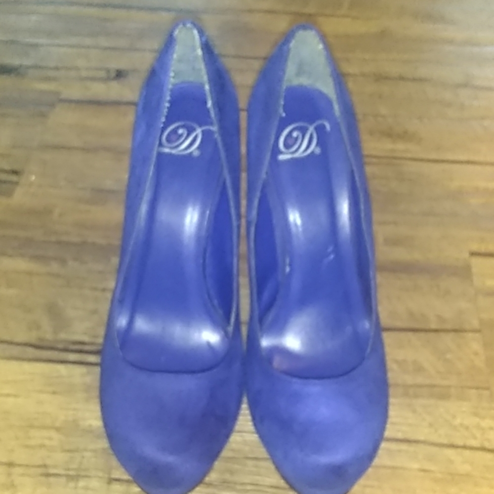 Blue suede stiletto